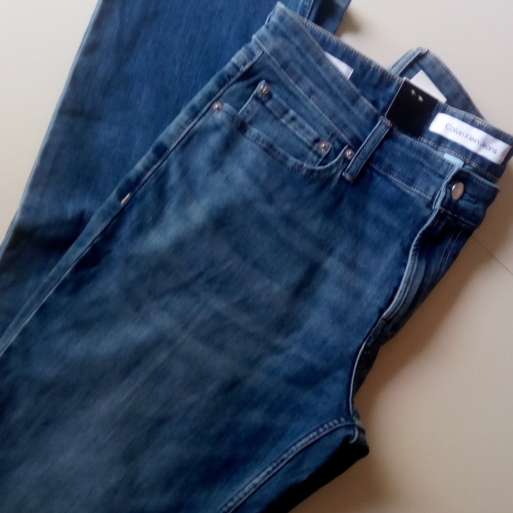(NWT)Calvin Klein Men's Slim Straight Fit Jeans